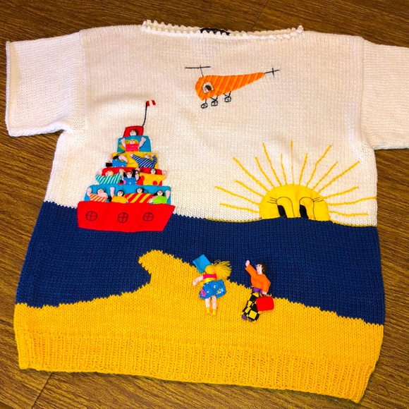 Raquel’s Size M Short Sleeve Knit Teachers Sweater - Picture 1 of 9